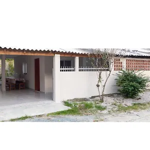 Casa Palmeira - 200m Da Praia Da Conceição , Bombinhas Brasil